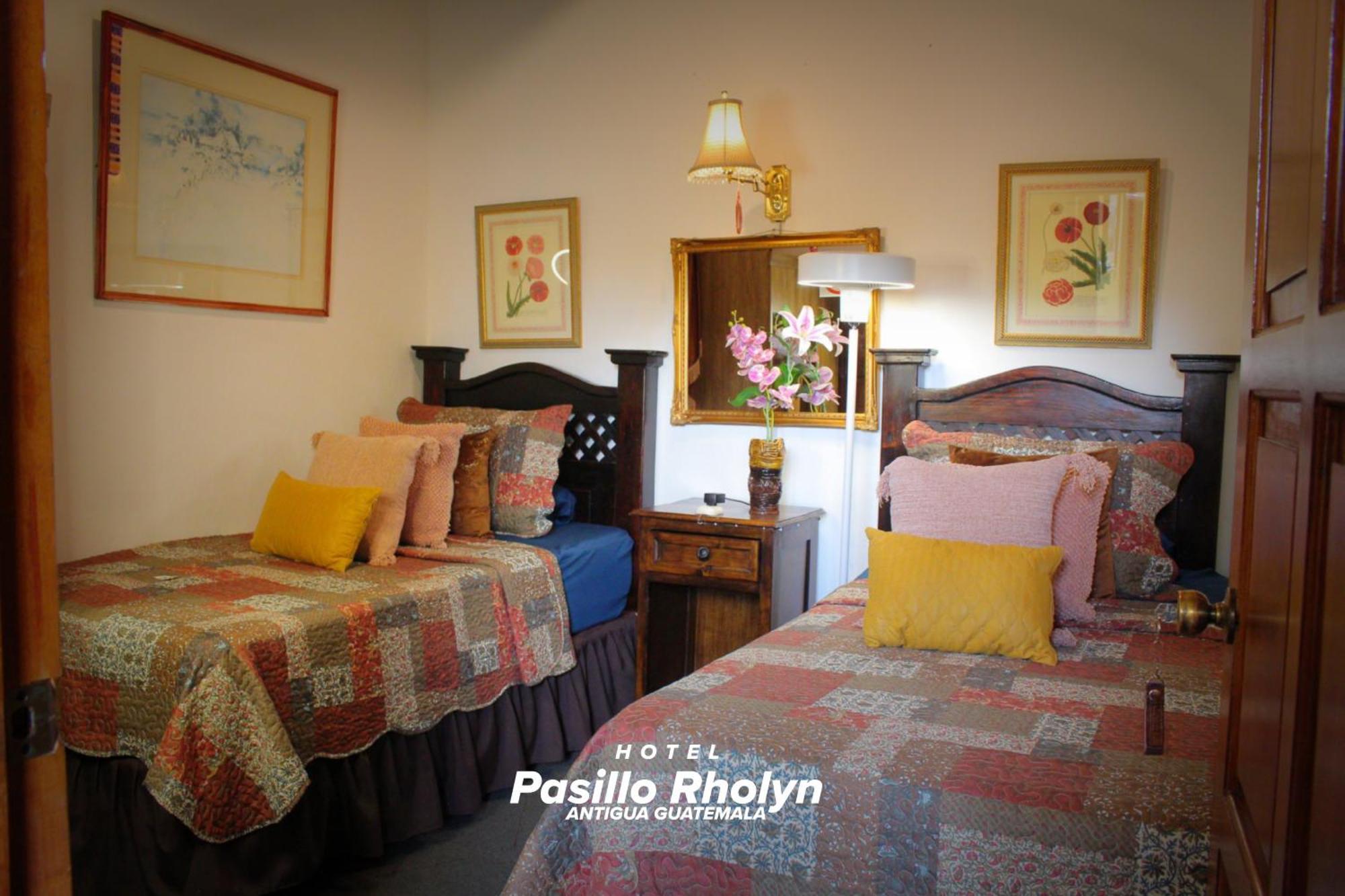 Hotel Rholyn Pura Vida !! Antigua Ngoại thất bức ảnh